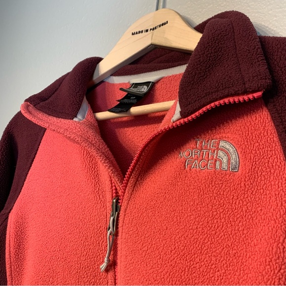 THE NORTH FACE | Vintage Women’s Pink & Burgundy Color‎ Block Fleece Zip Up - Picture 3 of 11